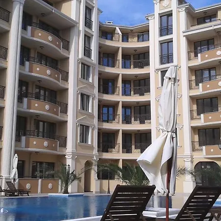 Flora Beach Private