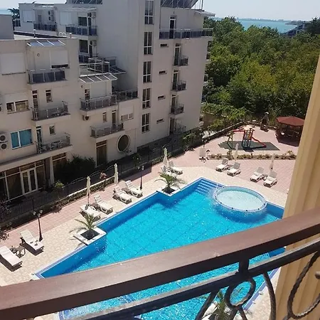 Flora Beach Private شقة فندقية *