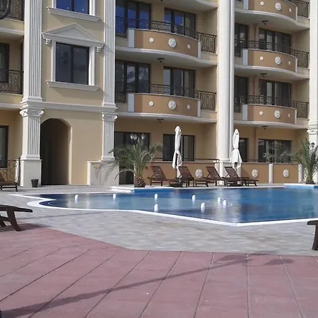 Flora Beach Private