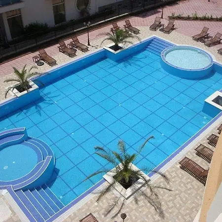 شقة فندقية Flora Beach Private